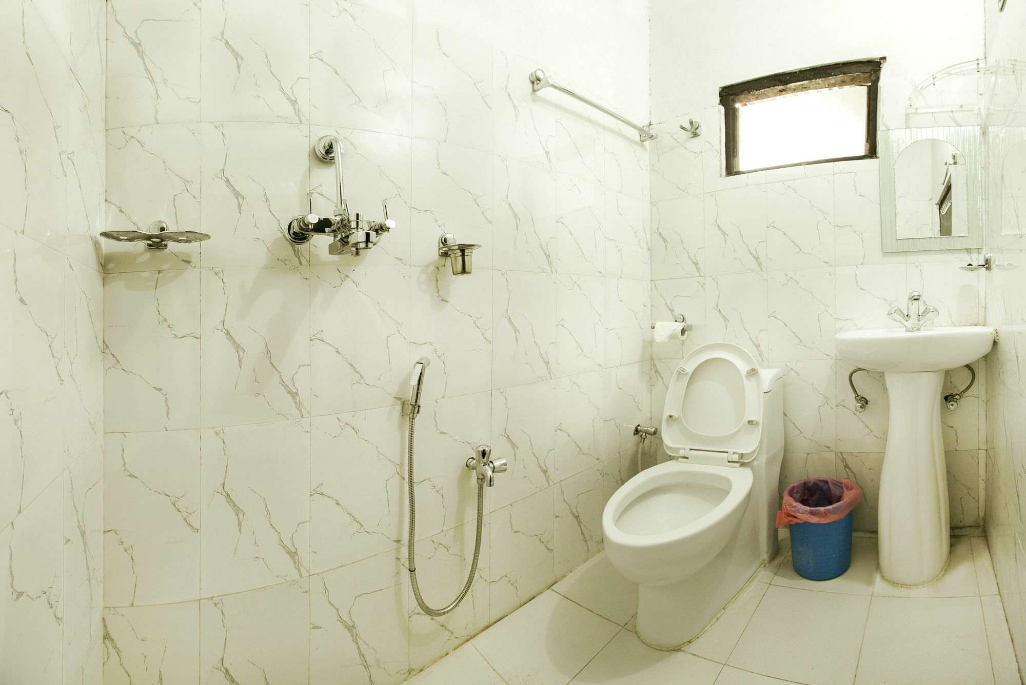 Sauraha Nana Hotel Екстериор снимка