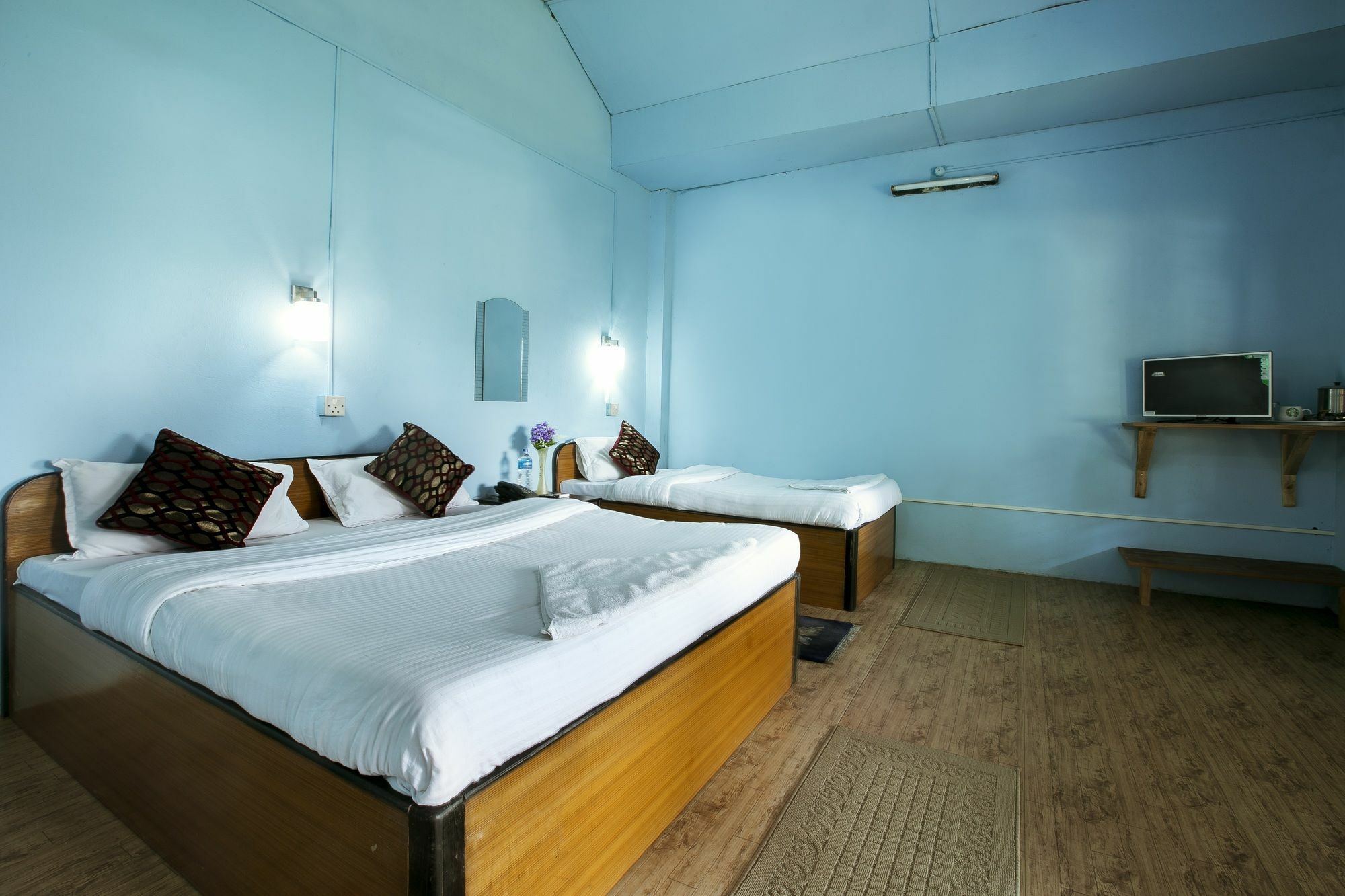 Sauraha Nana Hotel Екстериор снимка